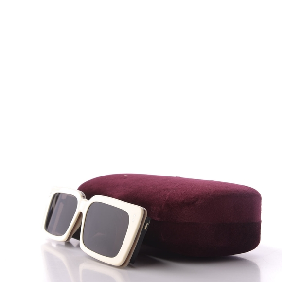 New  - 💯 Original GUCCI Rectangular Flap GG0543S Sunglasses seen on Rihanna - Picture 13 of 13